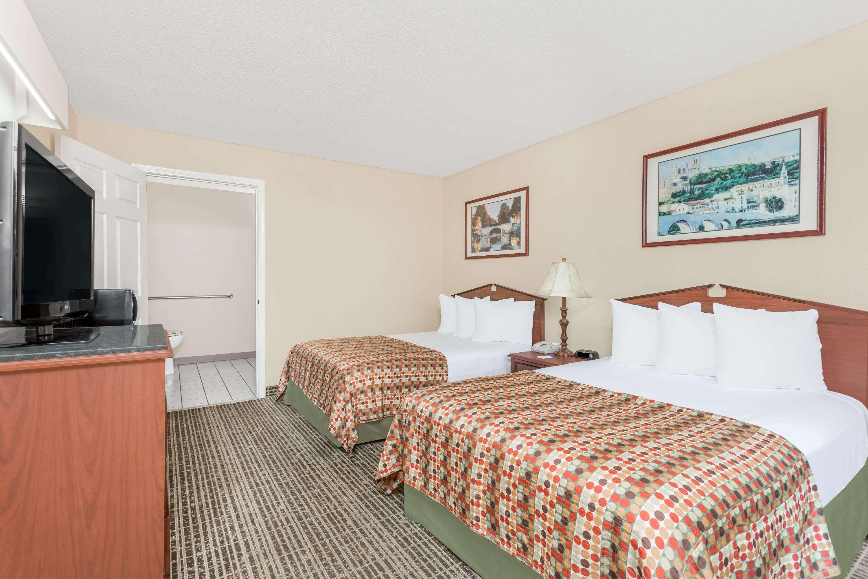 Baymont By Wyndham Anderson Clemson Hotel Kültér fotó