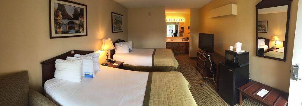 Baymont By Wyndham Anderson Clemson Hotel Kültér fotó